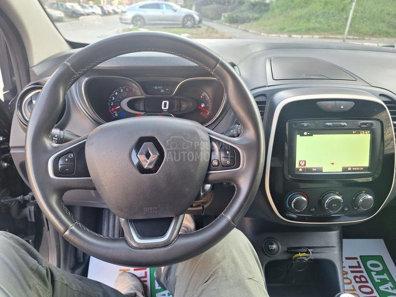 Renault Captur Suisse Line