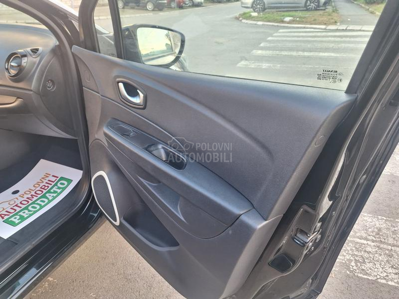 Renault Captur Suisse Line