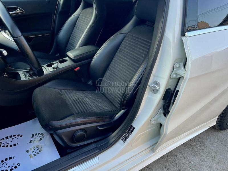 Mercedes Benz A 180 3xAMG/Led/Nav