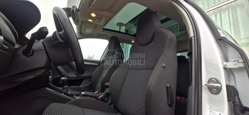 Škoda Octavia 2.0TDI/DSG/PANO/FUL