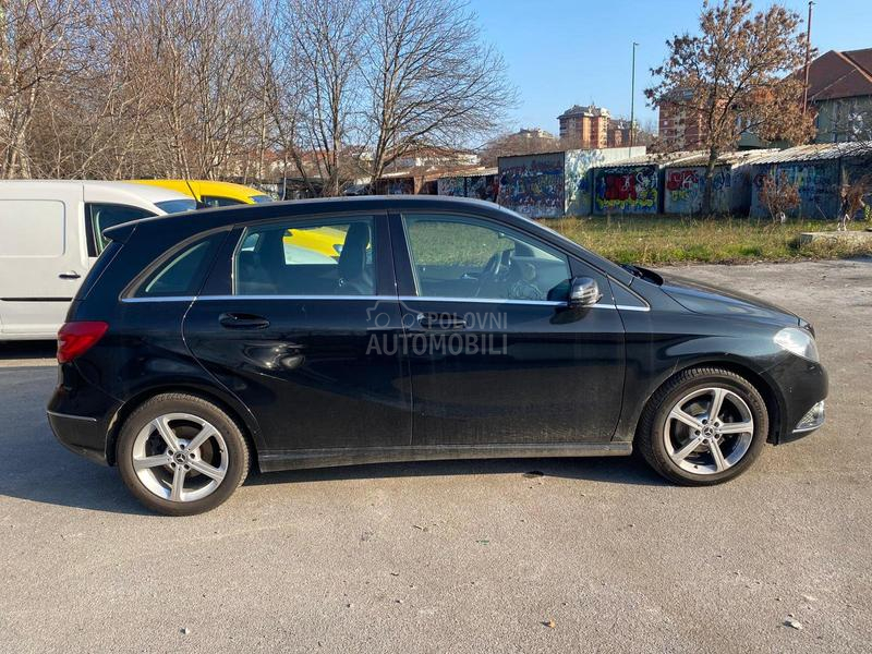 Mercedes Benz B 180 A U T O M A T I K