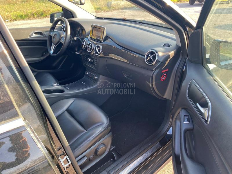 Mercedes Benz B 180 A U T O M A T I K