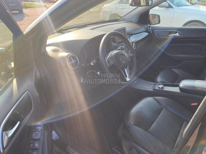 Mercedes Benz B 180 A U T O M A T I K