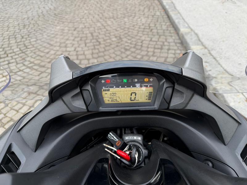 Honda Integra NC 700D