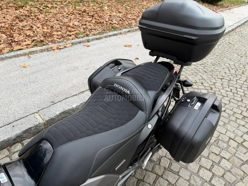 Honda Integra NC 700D