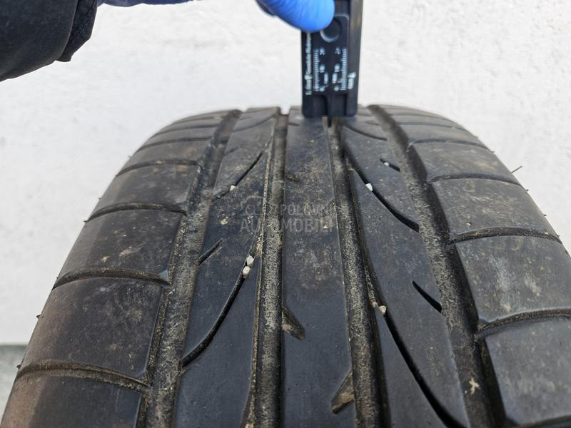 Bridgestone 215/45 R17 Letnja