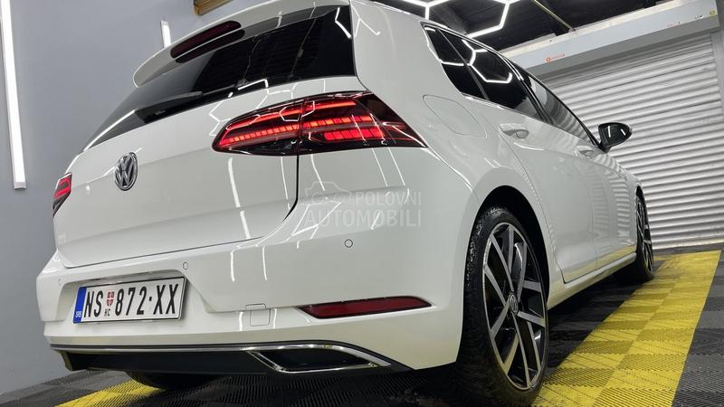 Volkswagen Golf 7 7.5 VIRTUAL