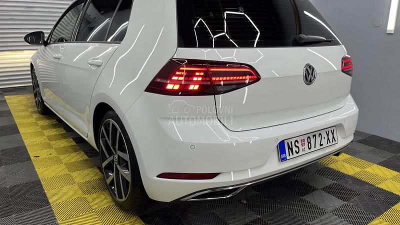 Volkswagen Golf 7 7.5 VIRTUAL