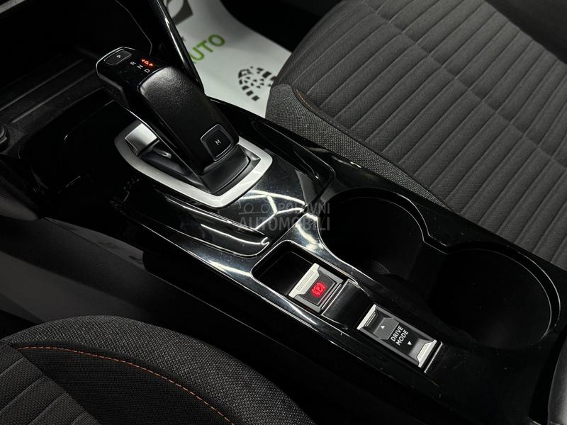 Peugeot 2008 1.2B AUTOM.