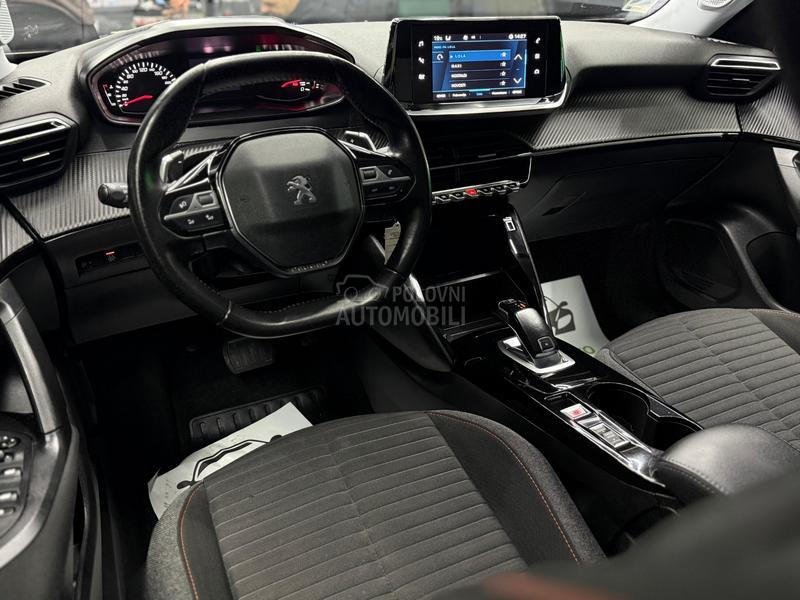 Peugeot 2008 1.2B AUTOM.