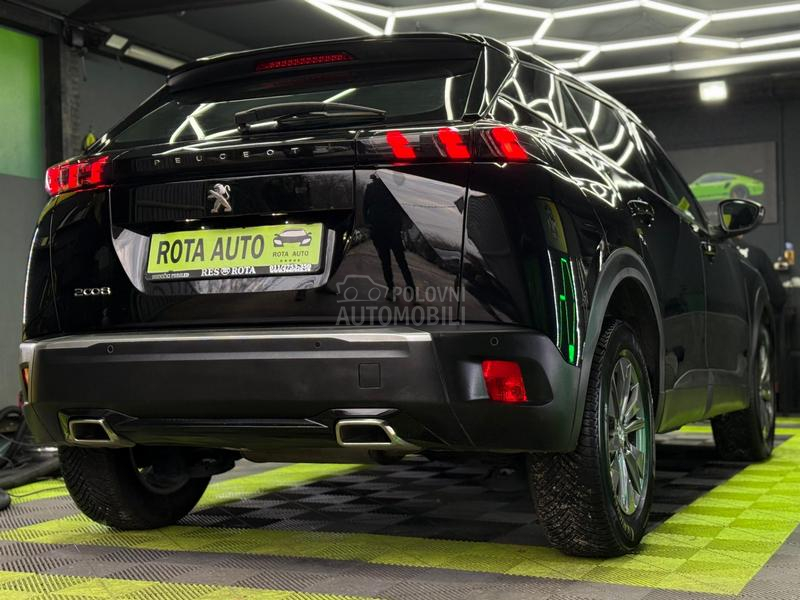 Peugeot 2008 1.2B AUTOM.