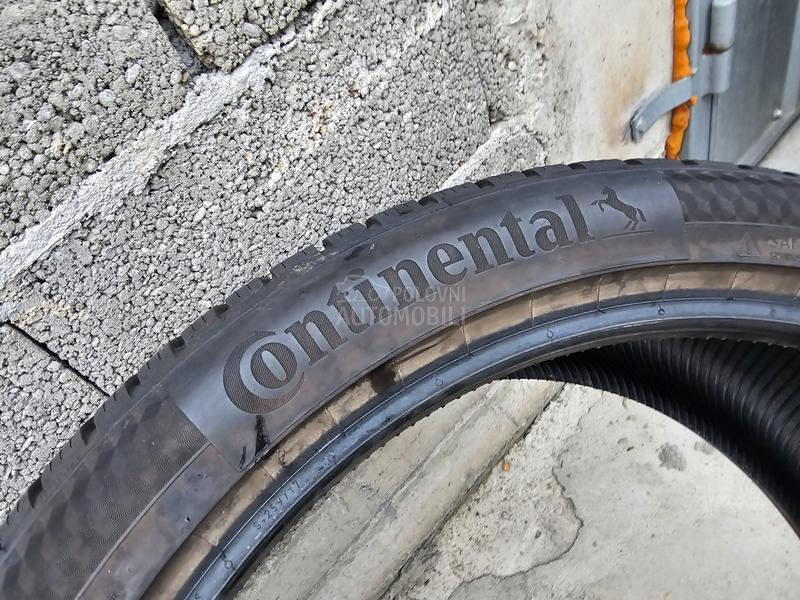 Continental 255/40 R21 Zimska