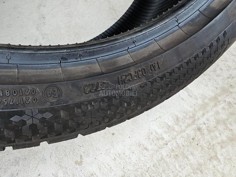 Continental 255/40 R21 Zimska