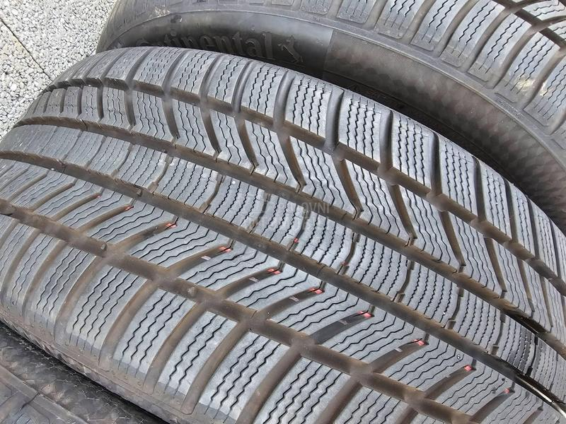 Continental 255/40 R21 Zimska