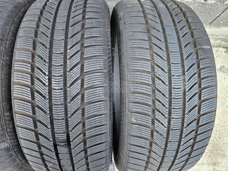 Continental 255/40 R21 Zimska