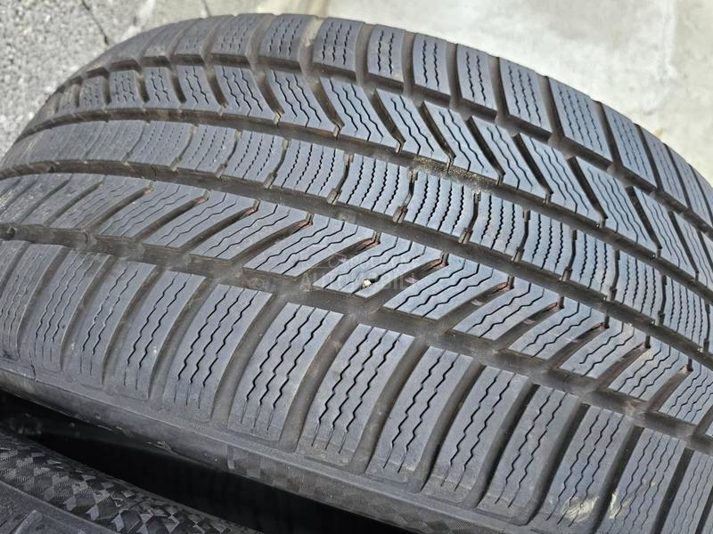 Continental 255/40 R21 Zimska