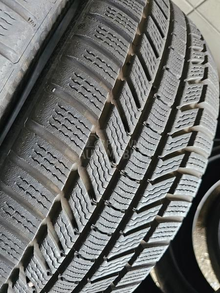 Continental 215/45 R20 Zimska