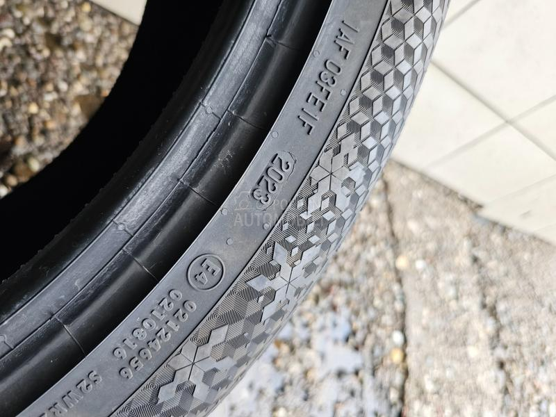 Continental 255/45 R20 Zimska