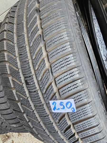 Continental 255/45 R20 Zimska