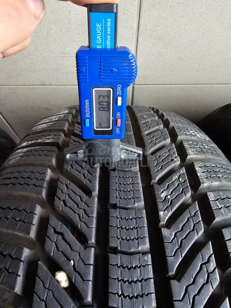 Continental 235/50 R20 Zimska