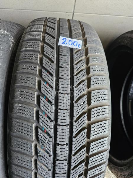 Continental 235/50 R20 Zimska