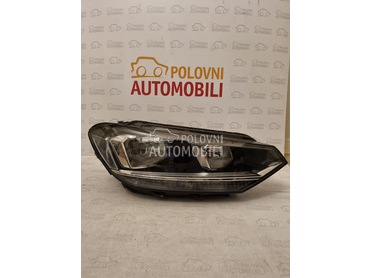 Desni halogeni far za Volkswagen Touran od 2015. do 2020. god.