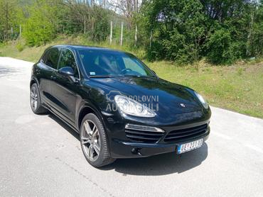 Porsche Cayenne S.Vazduh