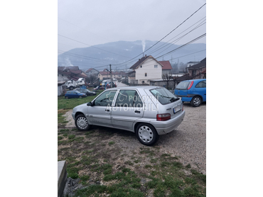 Citroen Saxo 