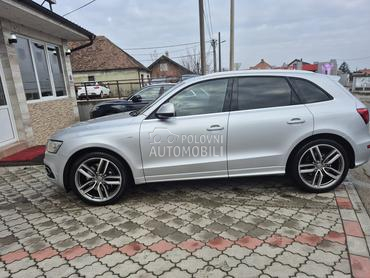 Audi SQ5 