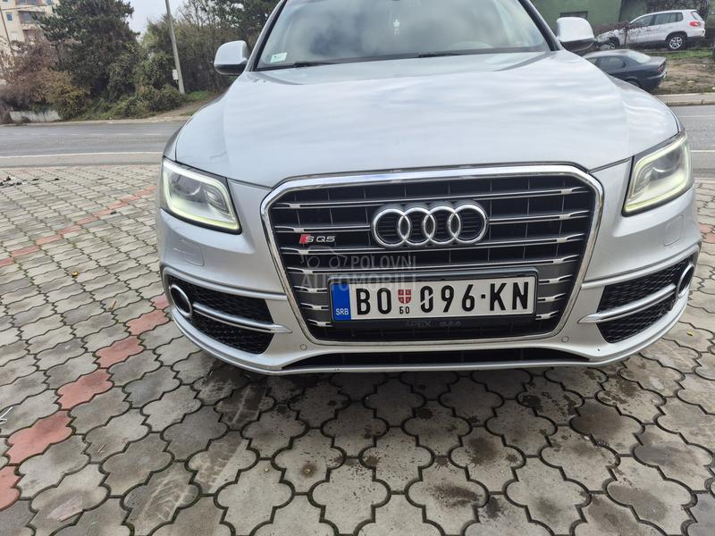 Audi SQ5 