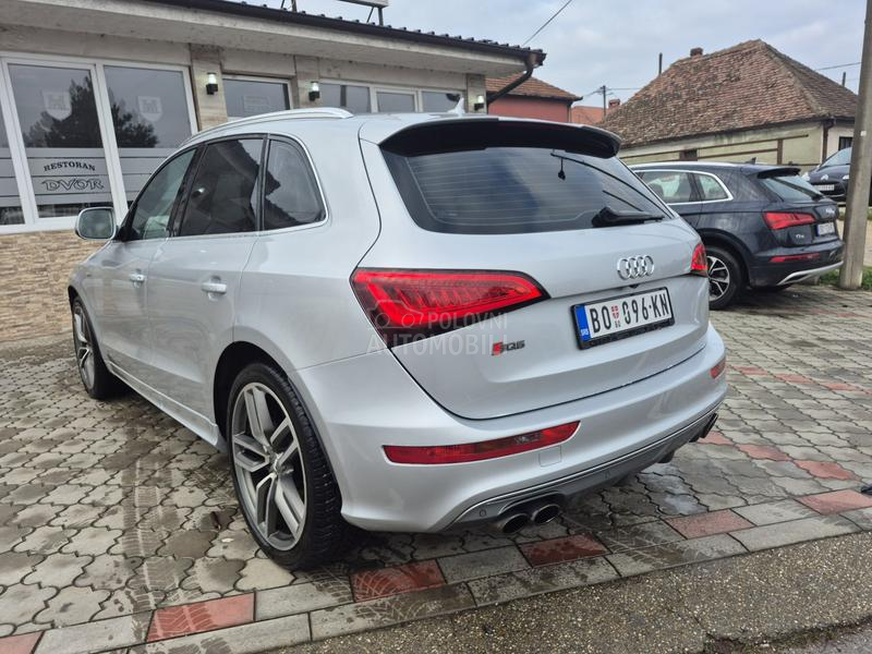 Audi SQ5 
