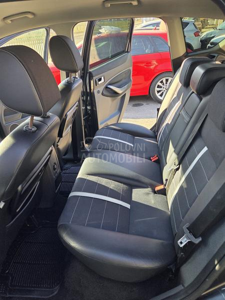 Ford Kuga 2.0TDCI 4x4 TITANIUM