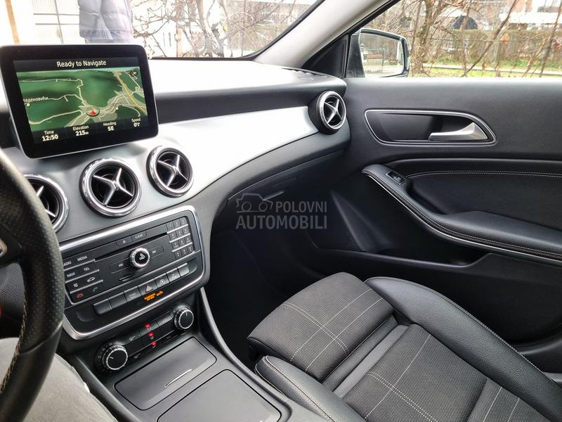 Mercedes Benz GLA 200 1.6T DCT