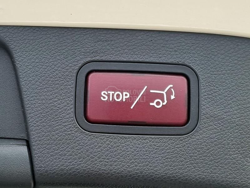 Mercedes Benz GLA 200 1.6T DCT