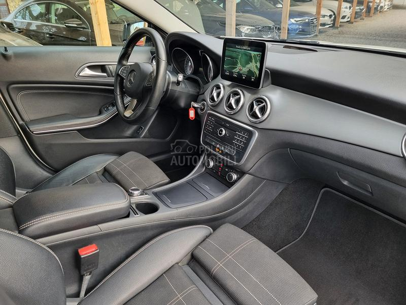 Mercedes Benz GLA 200 1.6T DCT