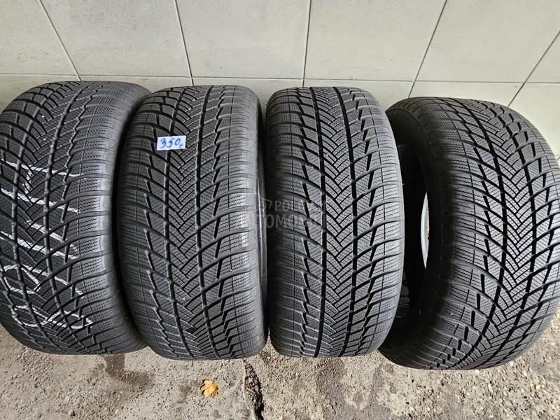 Bridgestone 255/50 R18 Zimska