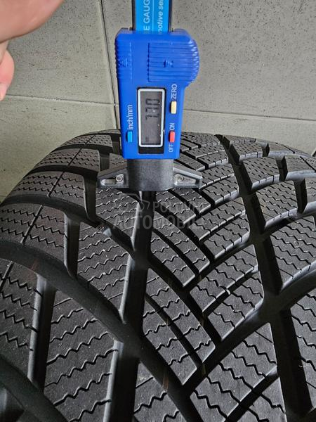 Bridgestone 255/50 R18 Zimska