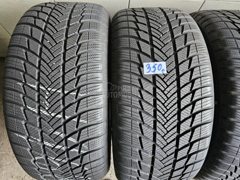 Bridgestone 255/50 R18 Zimska
