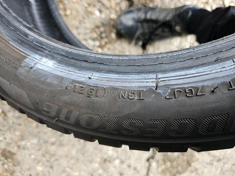 Bridgestone 225/45 R18 Zimska