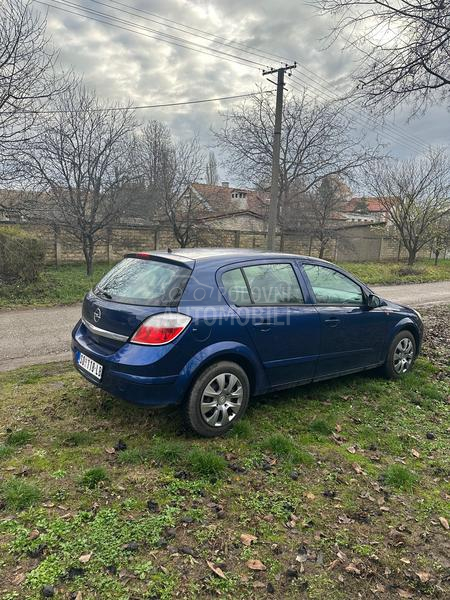 Opel Astra H 