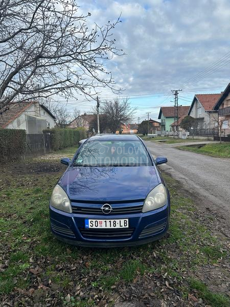Opel Astra H 