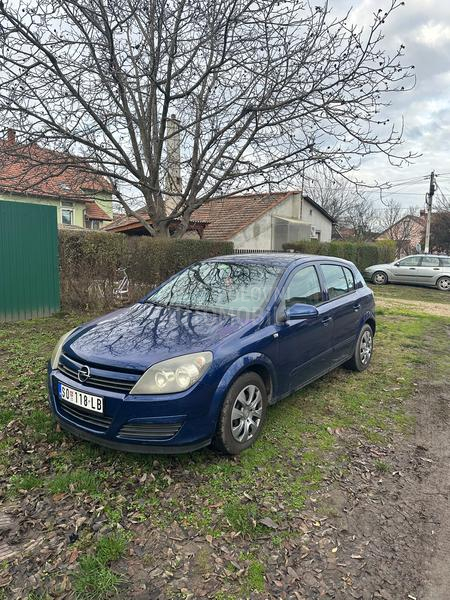 Opel Astra H 