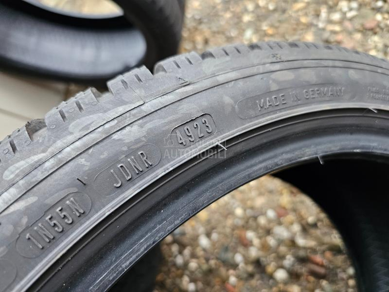 Dunlop 225/40 R18 Zimska