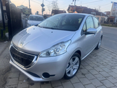 Peugeot 208 1.2 BEN. ŠVAJ NOV