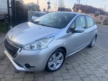 Peugeot 208 1.2 BEN. ŠVAJ NOV