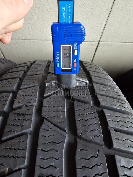 Continental 225/55 R17 Zimska