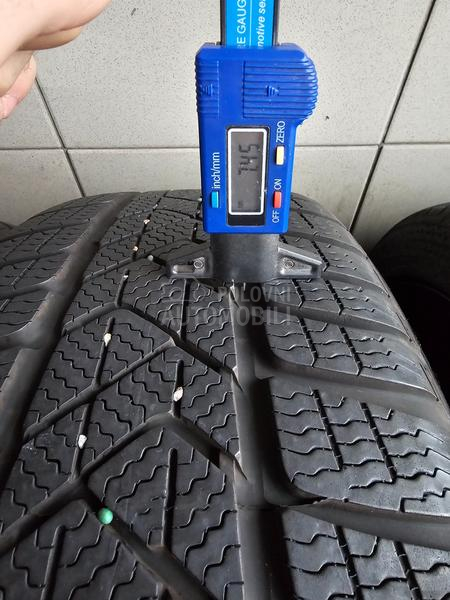 Pirelli 225/55 R17 Zimska