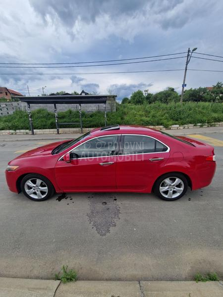 Honda Accord 2.4 4 d peexecutive