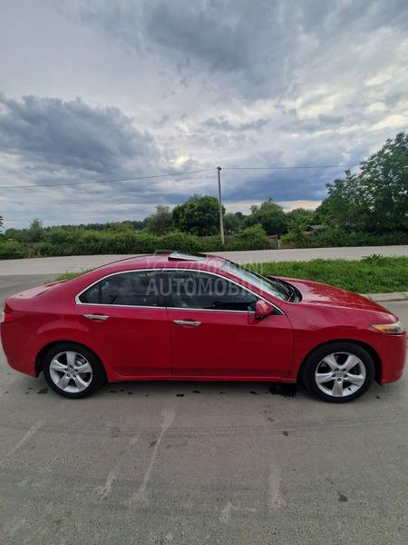 Honda Accord 2.4 4 d peexecutive