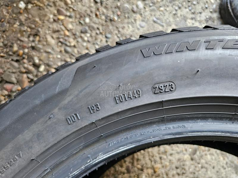 Pirelli 205/60 R16 Zimska